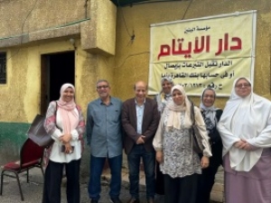 Benha University organizes a visit to an orphanage