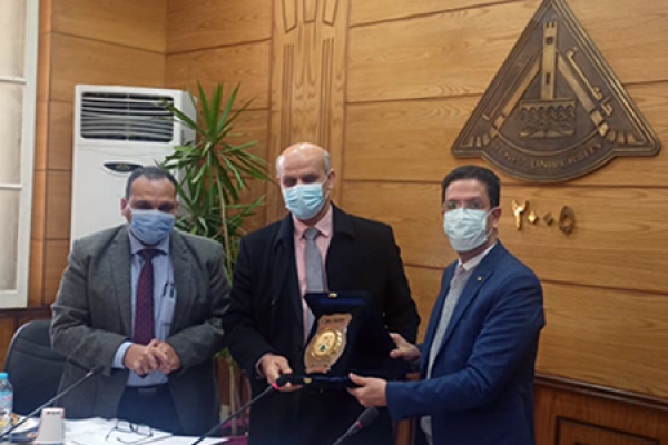 Benha University Board honors Dr.Mahmoud Maghraby Iraqi